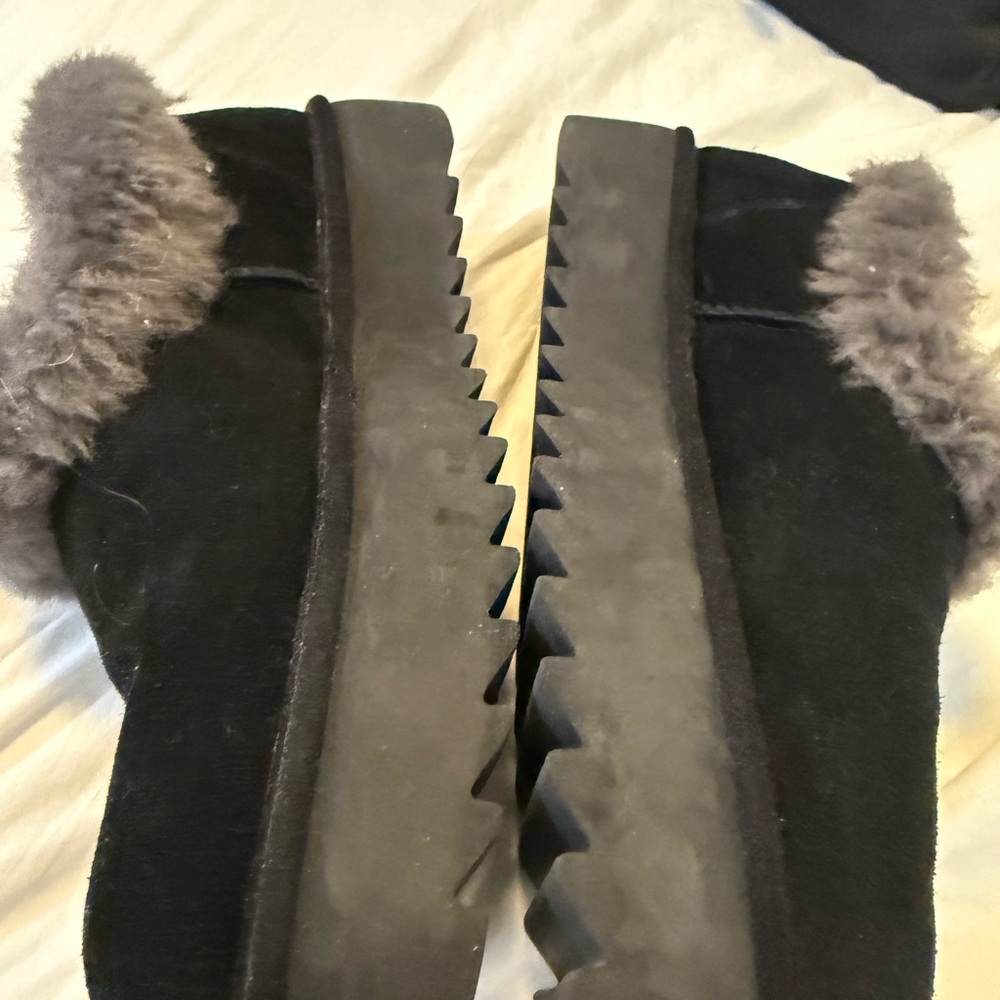 UGG Nita Black Suede Shearling Cuffed Ankle Booties - Picture 4 of 9